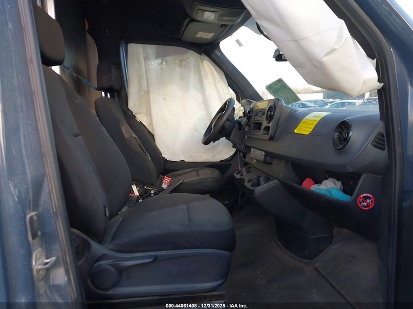 2019 Mercedes-Benz Sprinter 2500 High Roof V6