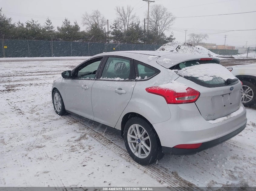 Vin: 1fadp3k25hl252436, lot: 44557202, ford focus se 20173
