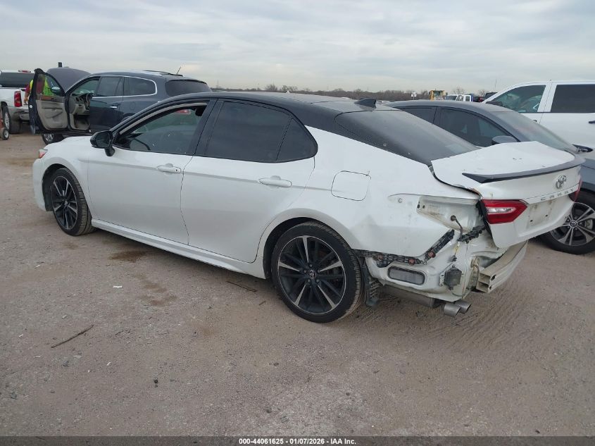 2020 Toyota Camry Xse