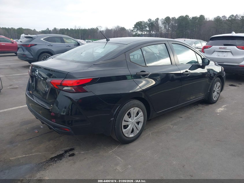 2020 Nissan Versa S Xtronic Cvt