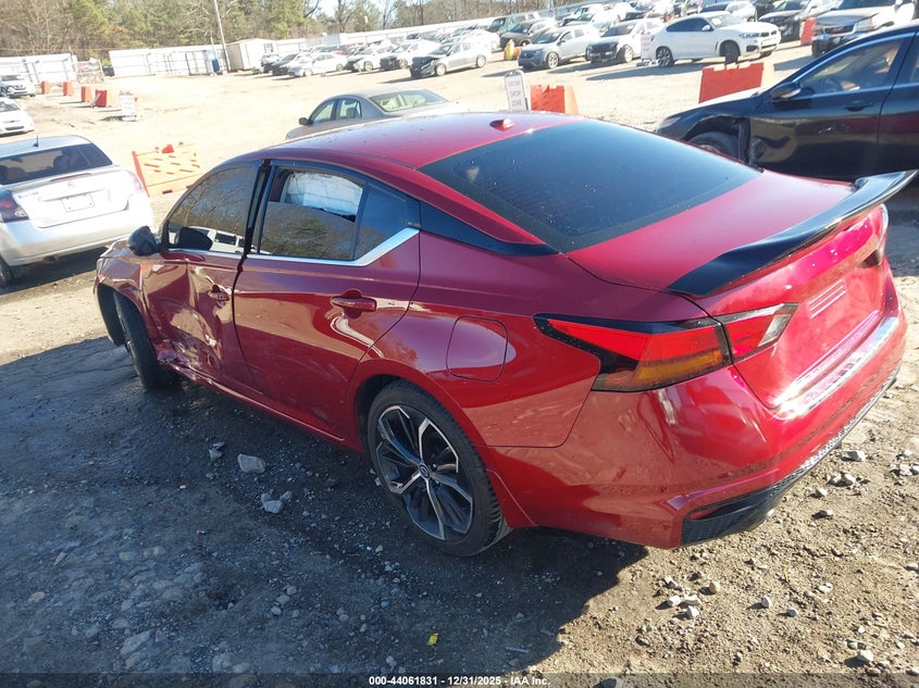 2023 Nissan Altima Sr Fwd