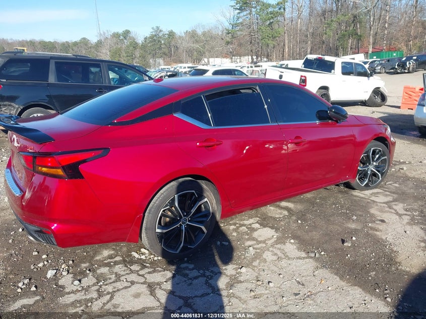 2023 Nissan Altima Sr Fwd