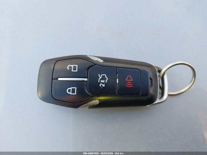 2016 Ford Edge Se VIN: 2FMPK3G98GBC30596 Lot: 44061935