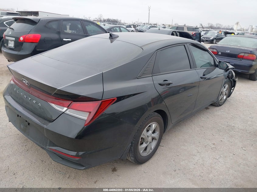 2023 Hyundai Elantra Se