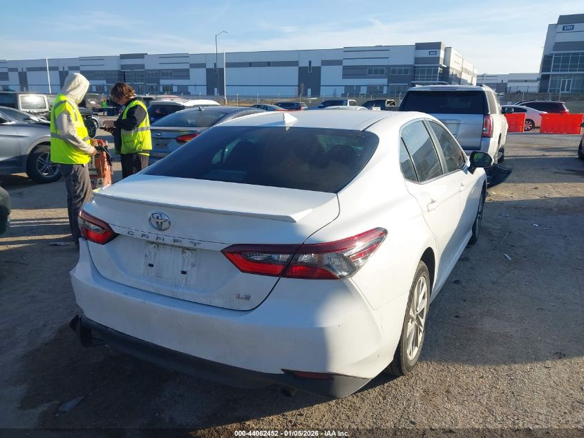2022 Toyota Camry Le