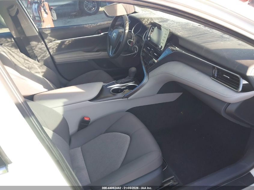 2022 Toyota Camry Le