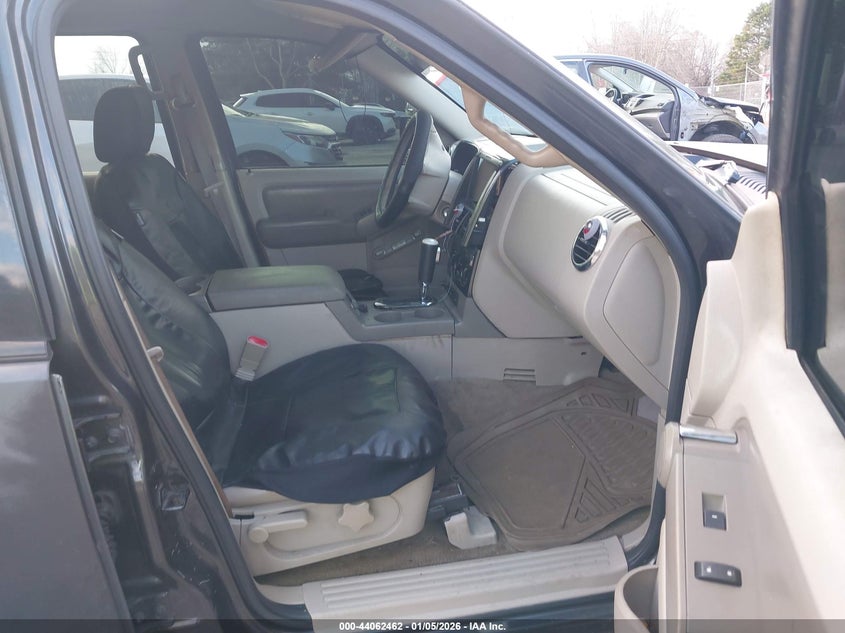 2007 Ford Explorer Xlt