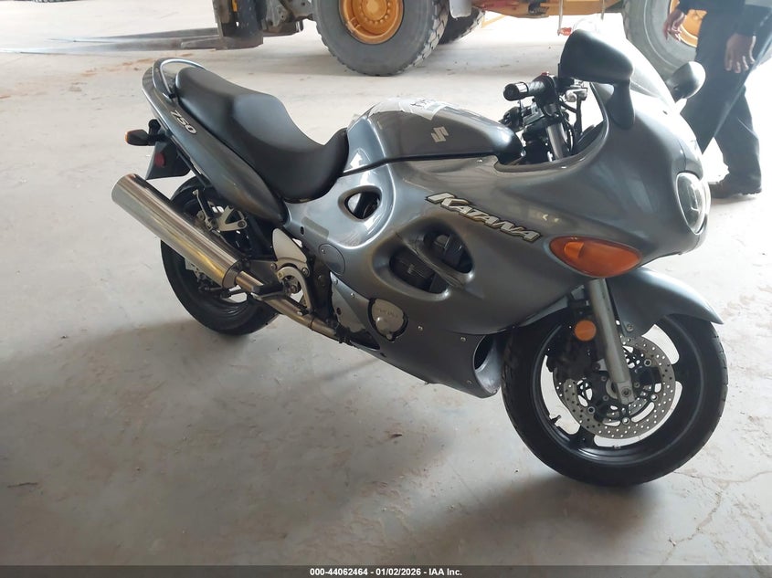 JS1GR7GA742100905 2004 Suzuki Gsx750 F auction photo 1