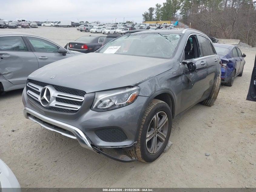 VIN WDC0G4JB6K1001048 2019 MERCEDES-BENZ GLC 300
