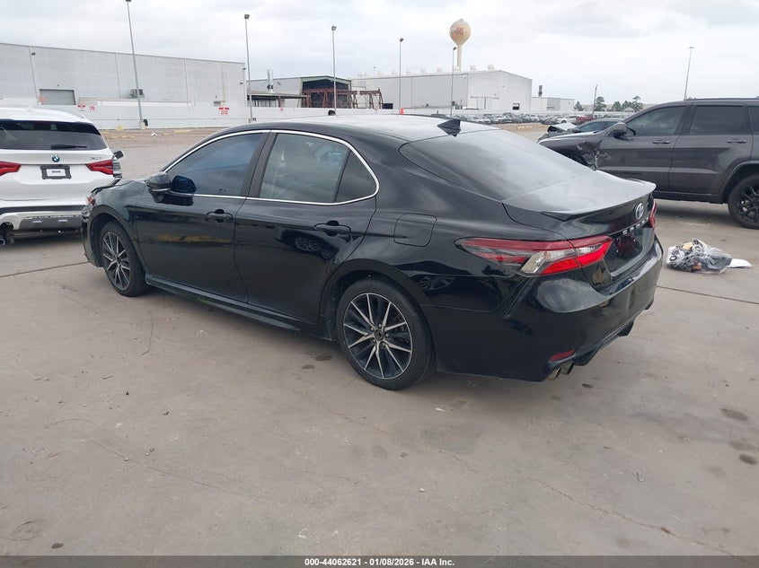 2022 Toyota Camry Se Hybrid