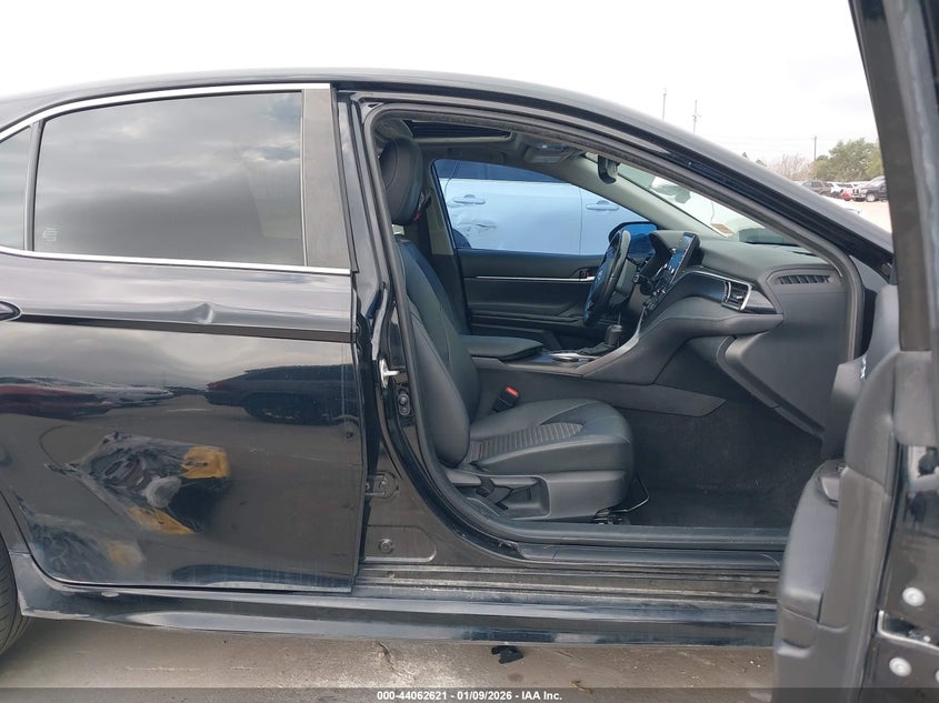 2022 Toyota Camry Se Hybrid