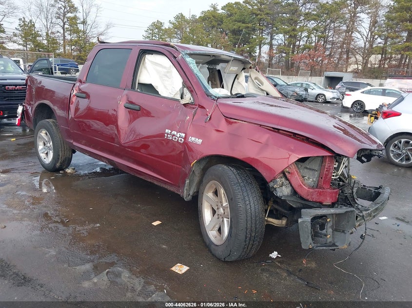 2017 Ram 1500 Express 4X4 5'7 Box
