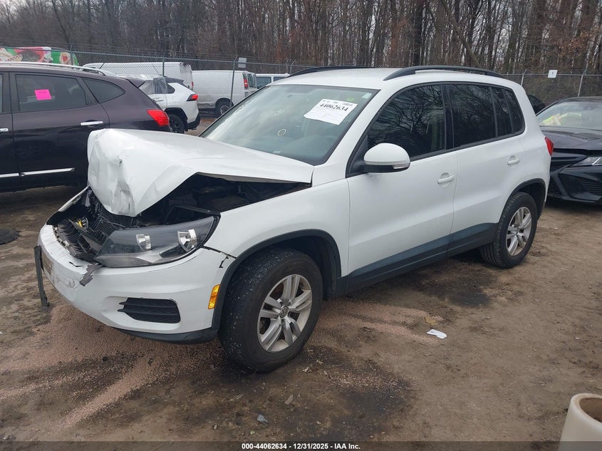 2015 Volkswagen Tiguan S