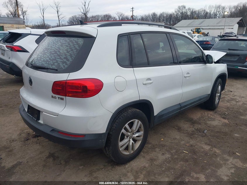 2015 Volkswagen Tiguan S