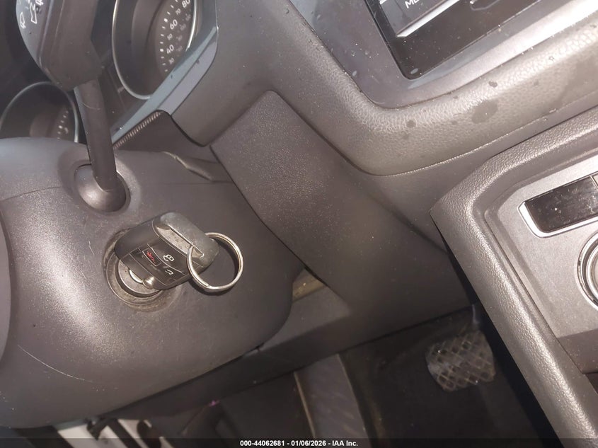 VIN 3VV0B7AX1LM096707 2020 VOLKSWAGEN TIGUAN 2.0T S
