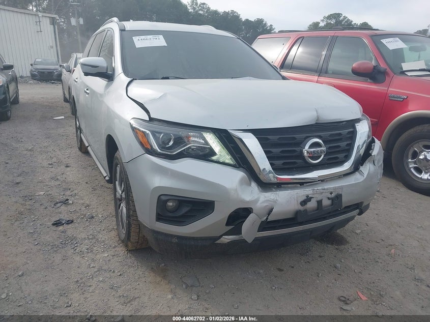 2019 Nissan Pathfinder Sl