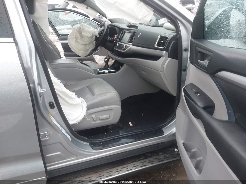 2017 Toyota Highlander Xle