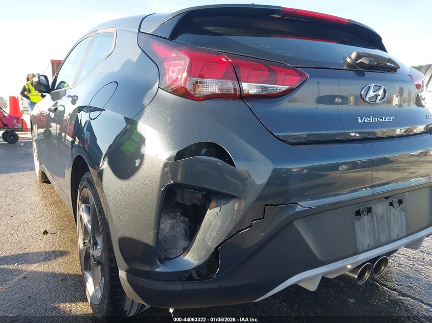 2019 Hyundai Veloster 2.0 VIN: KMHTG6AF4KU008415 Lot: 44063322