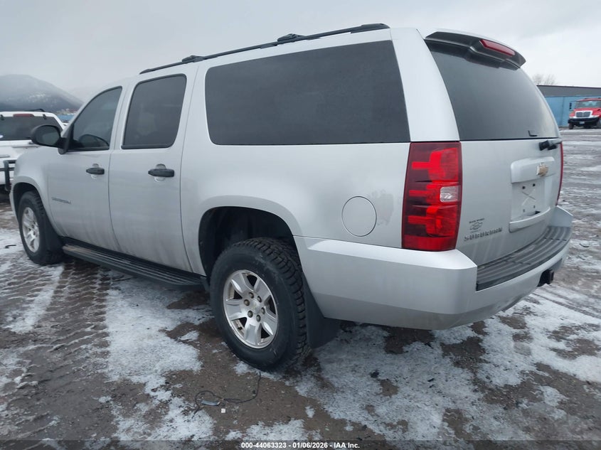 2010 Chevrolet Suburban 1500 Ls