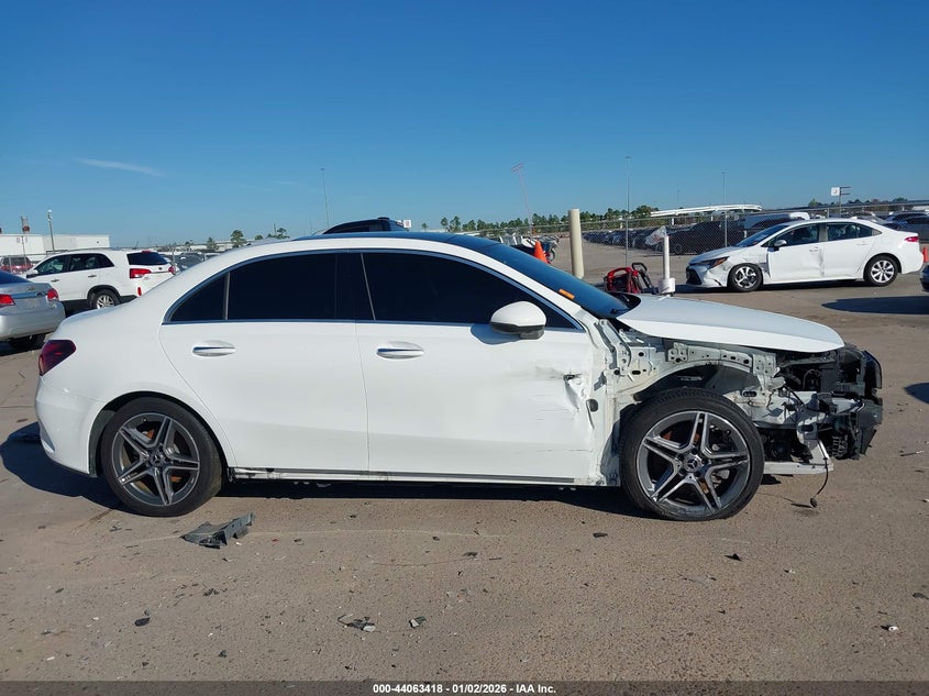 2022 Mercedes-Benz A 220 4Matic VIN: W1K3G4FB7NJ363184 Lot: 44063418
