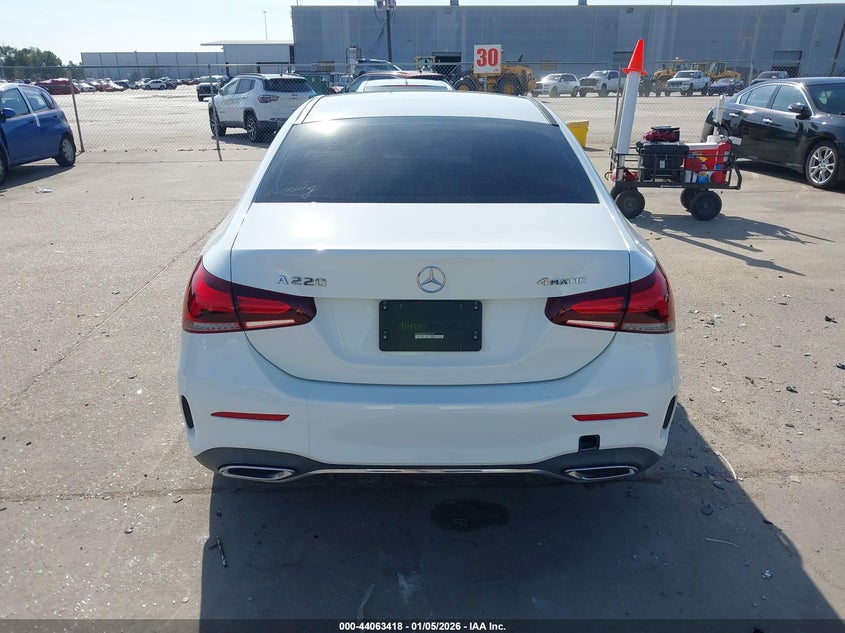 2022 Mercedes-Benz A 220 4Matic VIN: W1K3G4FB7NJ363184 Lot: 44063418
