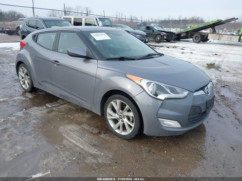 KMHTC6AD4HU307552 2017 Hyundai Veloster auction photo 1