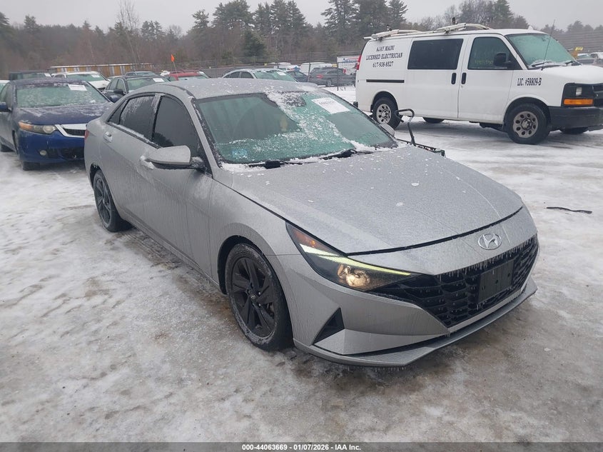 2021 Hyundai Elantra Sel