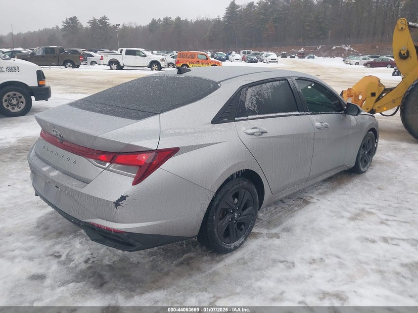 2021 Hyundai Elantra Sel