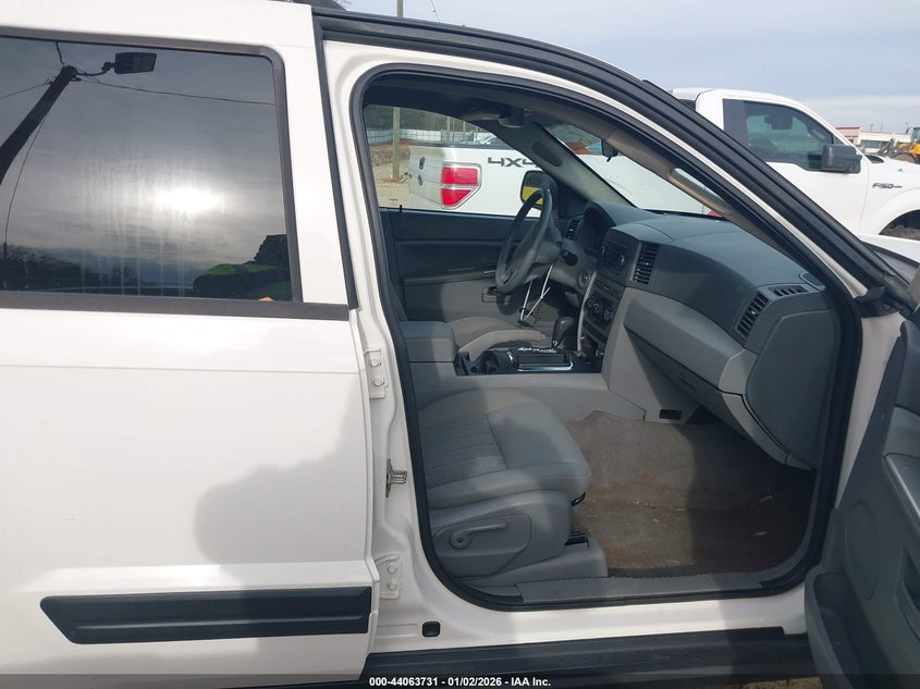 2006 Jeep Grand Cherokee Laredo