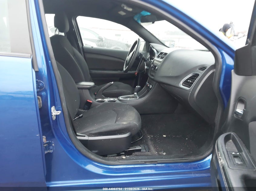 2013 Dodge Avenger Se