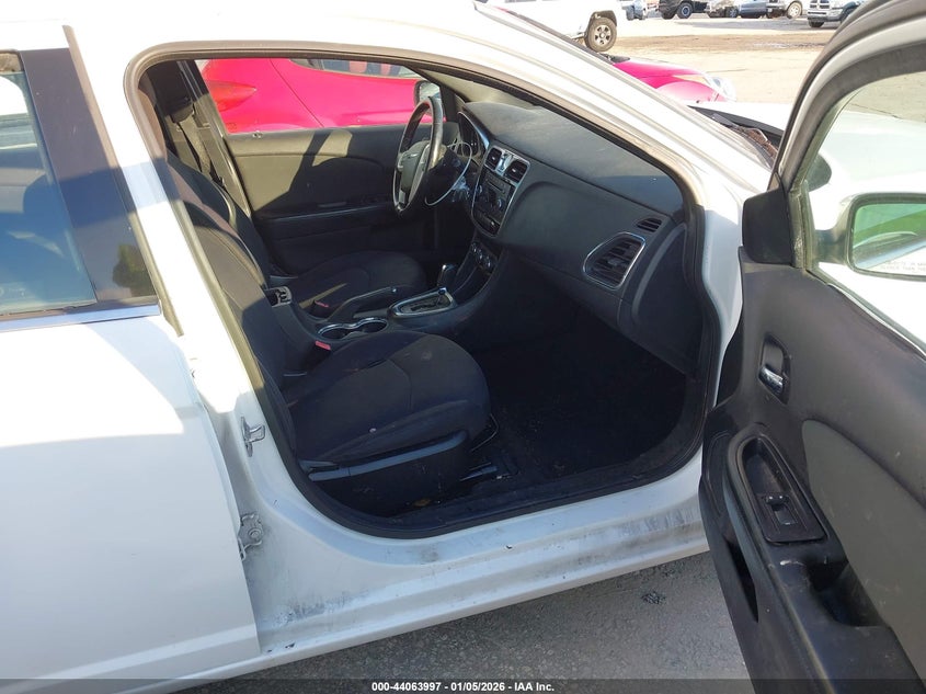 2012 Chrysler 200 Touring