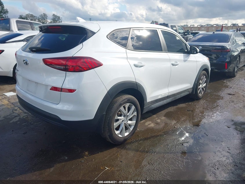2021 Hyundai Tucson Se