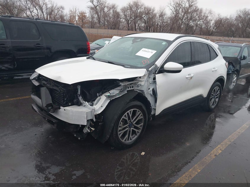 2020 Ford Escape Sel