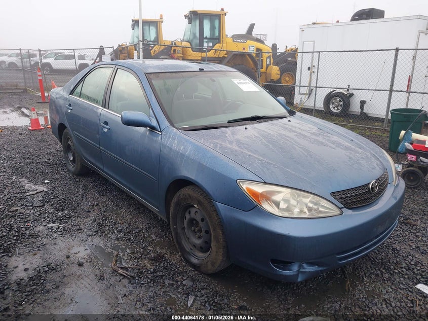 2004 Toyota Camry Le