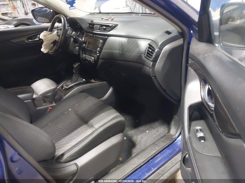 2019 Nissan Rogue Sv