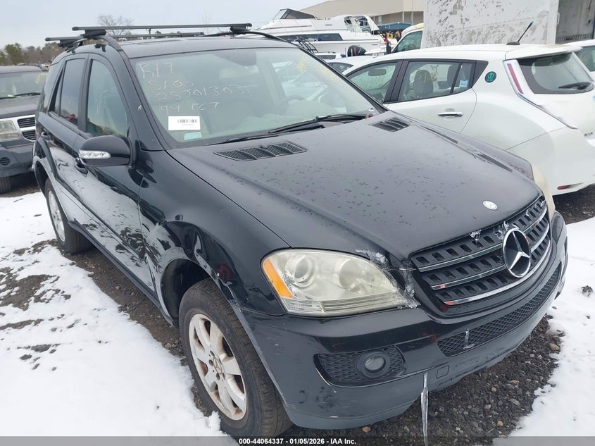 4JGBB86E27A227081 2007 Mercedes-Benz Ml 350 4Matic auction photo 1