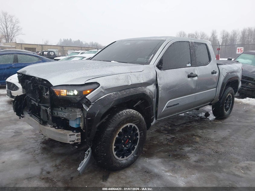 VIN 3TMLB5JN8RM057829 2024 TOYOTA TACOMA TRD OFF ROAD