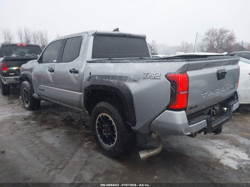 VIN 3TMLB5JN8RM057829 2024 TOYOTA TACOMA TRD OFF ROAD