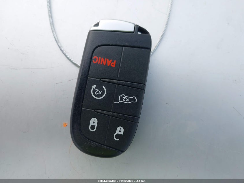 2022 Dodge Durango R/T Awd VIN: 1C4SDJCT4NC204945 Lot: 44064433