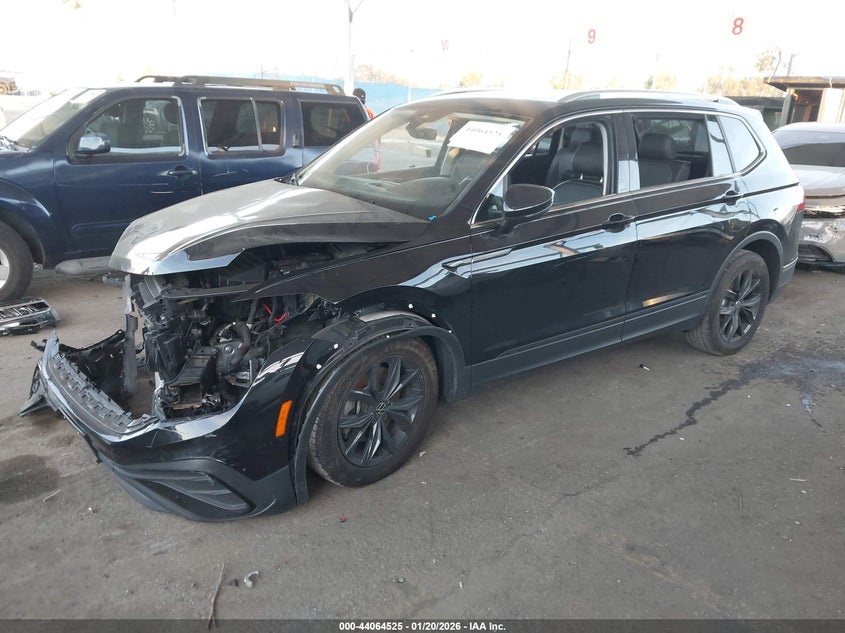 2024 Volkswagen Tiguan 2.0T Se/2.0T Wolfsburg Edition