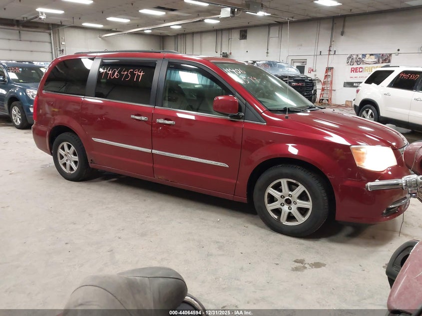 2A4RR5DG6BR603944 2011 Chrysler Town & Country Touring auction photo 1