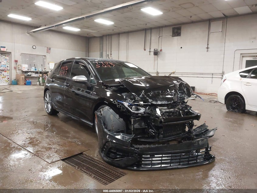 VOLKSWAGEN GOLF R 2.0T