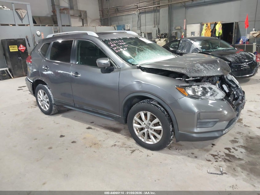 2017 Nissan Rogue Sv