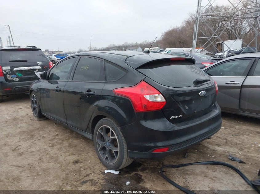 Vin: 1fahp3k24cl241678, lot: 44561100, ford focus se 20123
