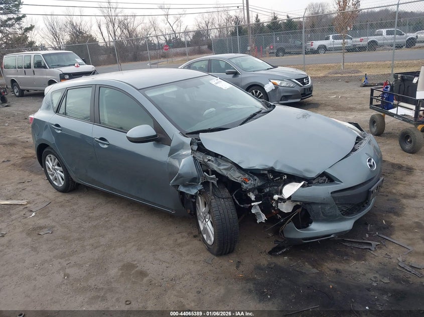 JM1BL1L76D1781072 2013 Mazda Mazda3 I Touring auction photo 1