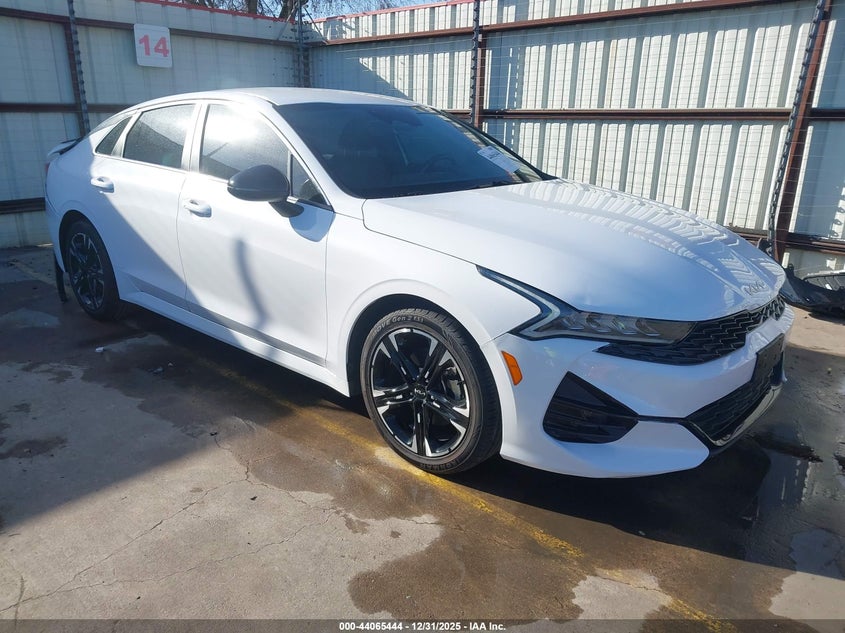 5XXG64J21NG128581 2022 Kia K5 Gt-Line auction photo 1