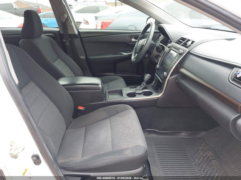 2017 Toyota Camry Le