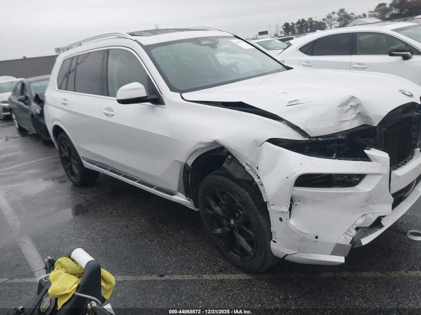 5UX23EM01S9Z24399 2025 BMW X7 xDrive40I auction photo 1