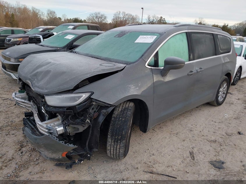 2022 Chrysler Pacifica Touring L