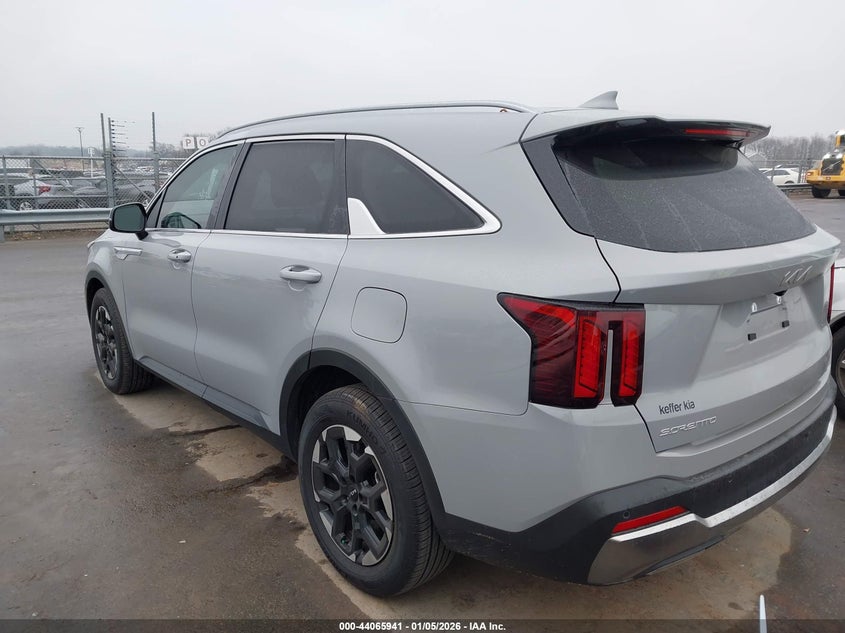 2025 Kia Sorento S